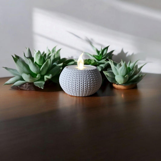 Charming Knitted Pattern Tea Light Holder Set with Flickering LED Candles (Multiple Options)